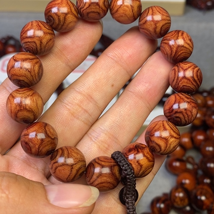 用***01.5紫油梨对眼对眼