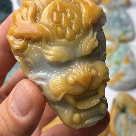 定制翡翠未镶嵌翡翠