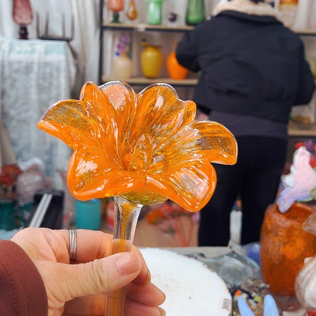 百合福利家悦琉璃工艺品