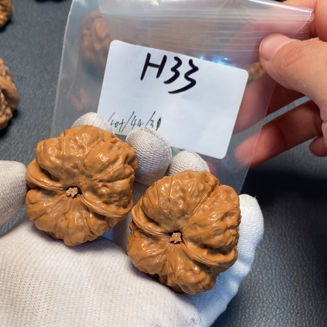 文玩核桃吊坠蛤蟆