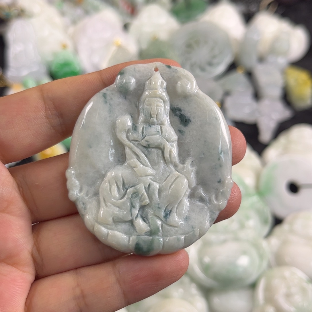 吊坠(不含链)未镶嵌翡翠