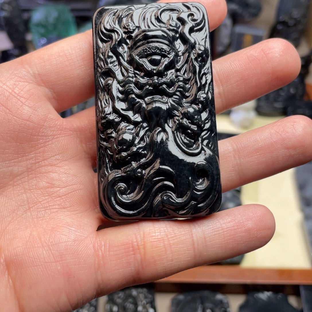 天***振和田玉未镶嵌挂件