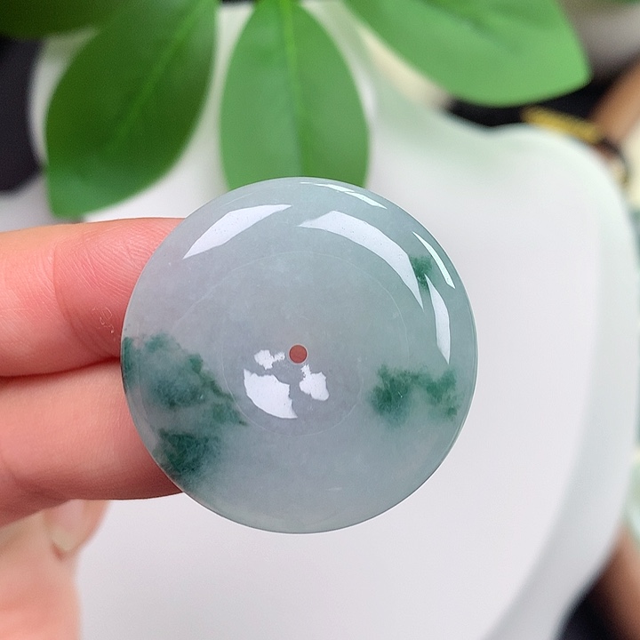 颈饰未镶嵌翡翠平安扣 30.9x6.3mm