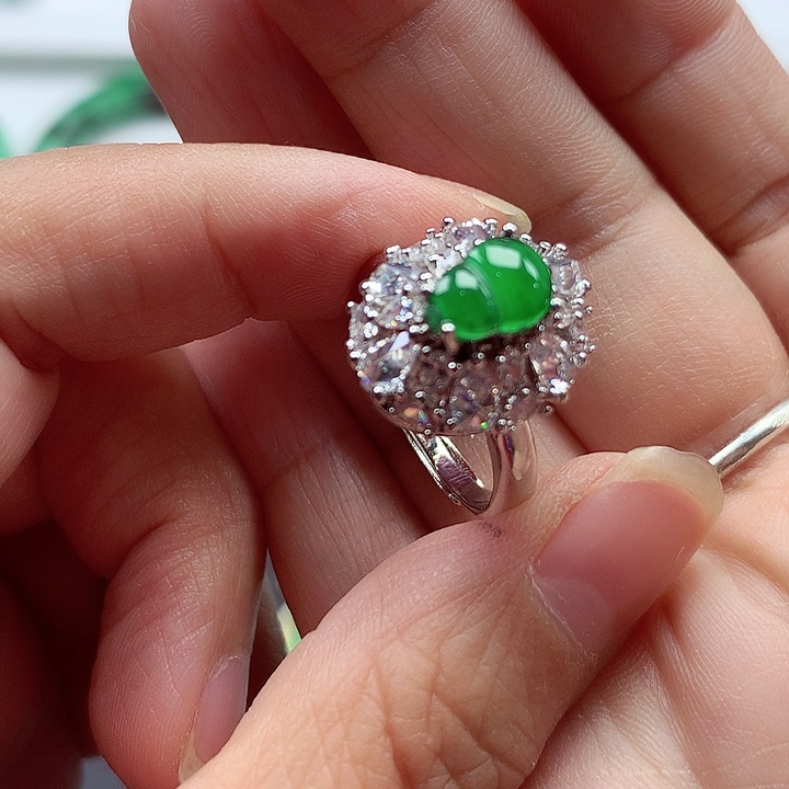 颈饰银S925镶嵌翡翠翡翠