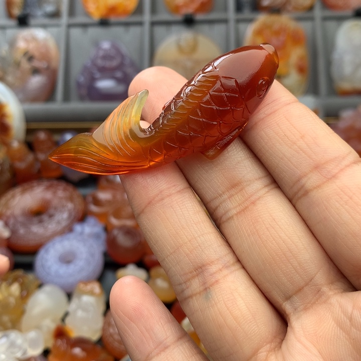 用***6玛瑙/玉髓未镶嵌颈饰