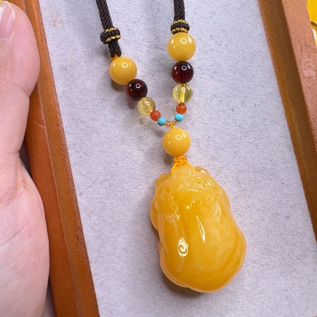 蜜蜡毛衣链未镶嵌