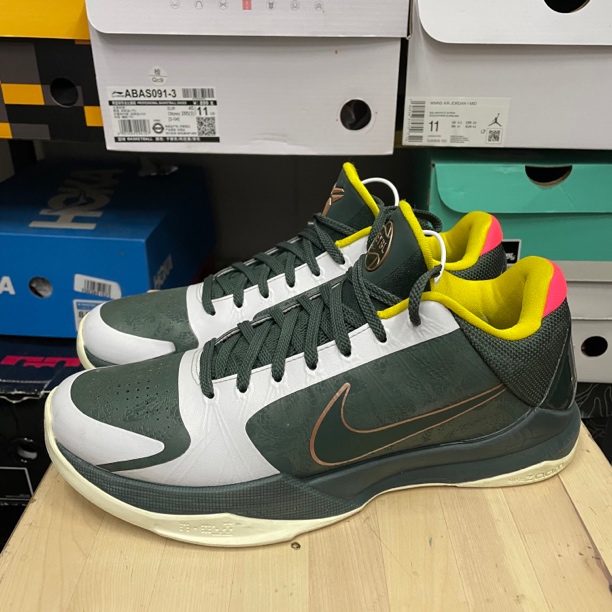 43码/科比5 eybl/51494/篮球鞋/95新无原盒/CD4991-300