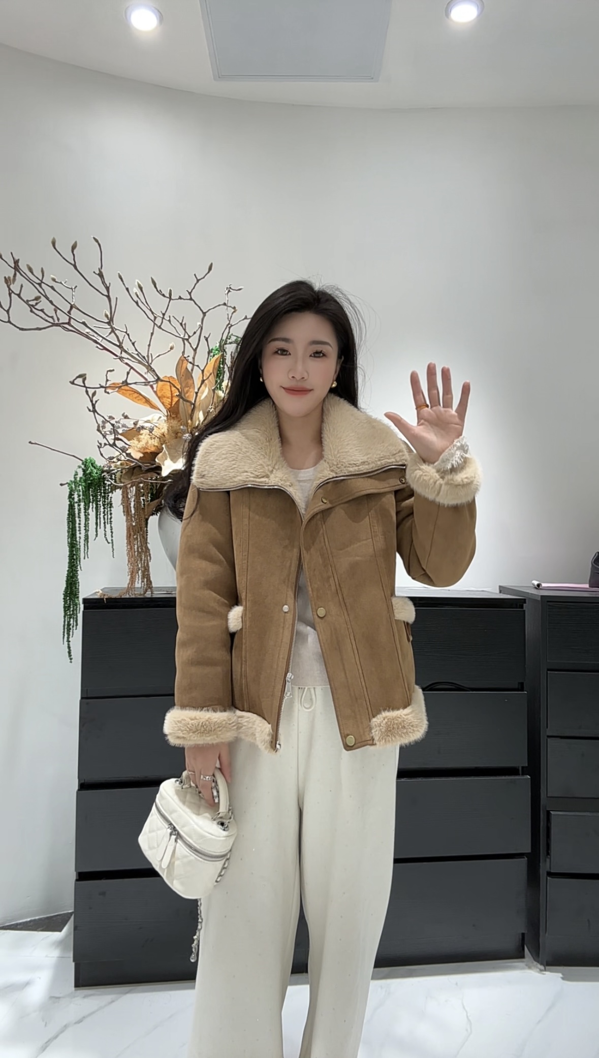 102翻领皮毛一体加绒加厚外套冬季超火百搭好看高级感公主貂外套