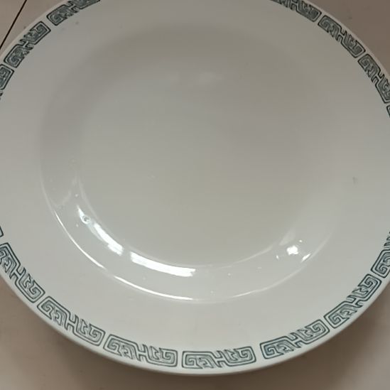 瓷片陶瓷盤子碗啥都有