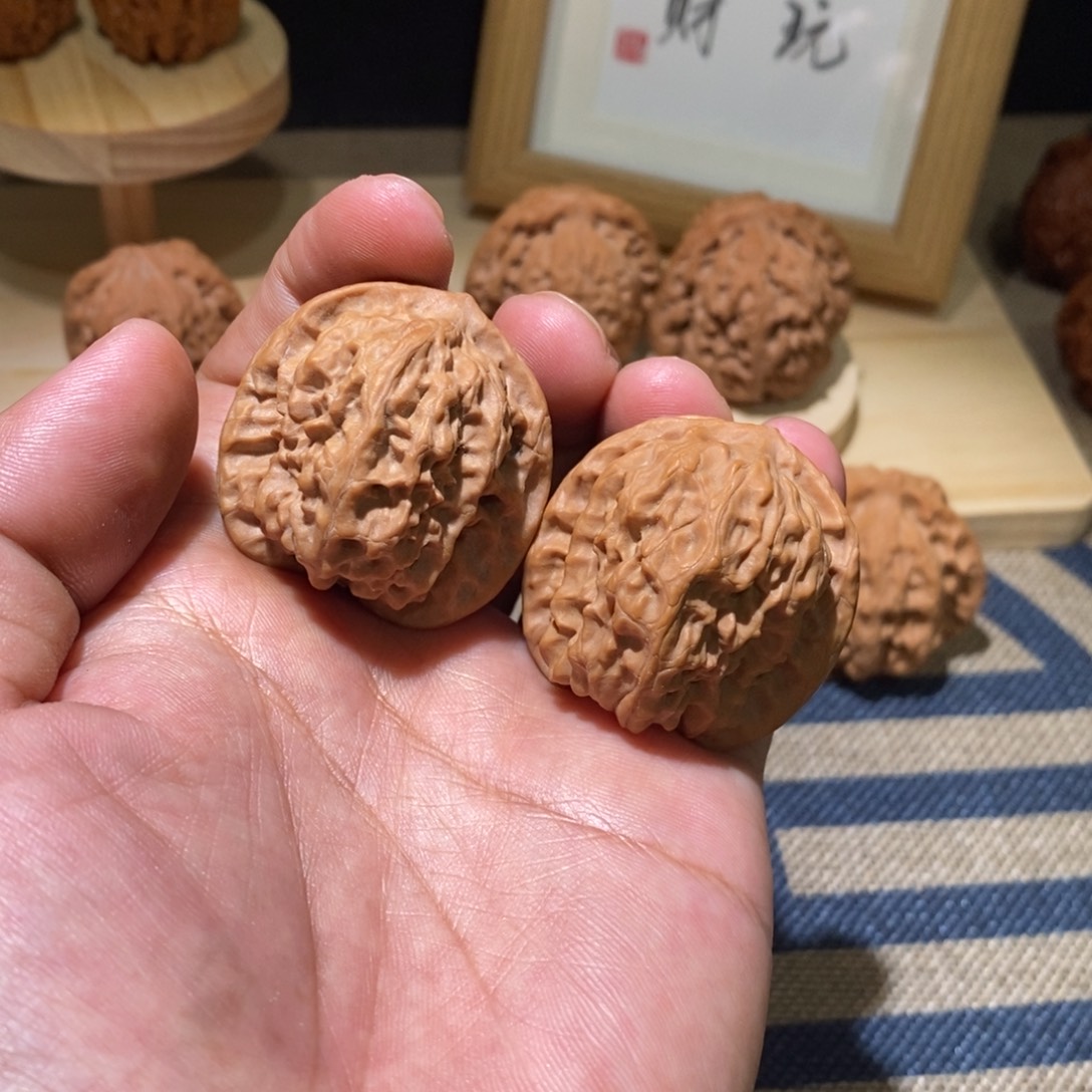把件桃核野狼36全品无修