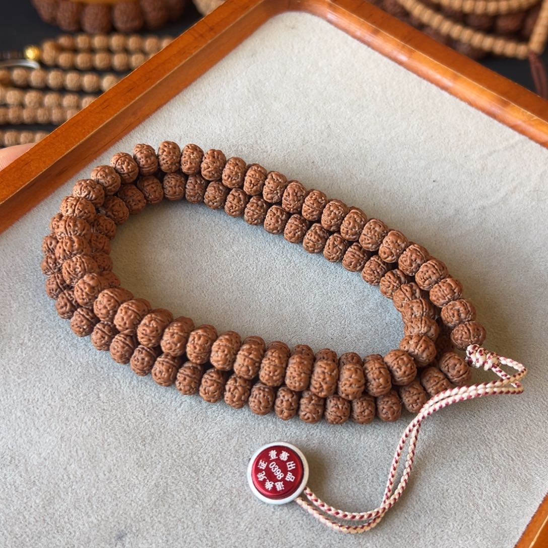 㔻***㞢吊坠金刚菩提老树王108尺寸9.6