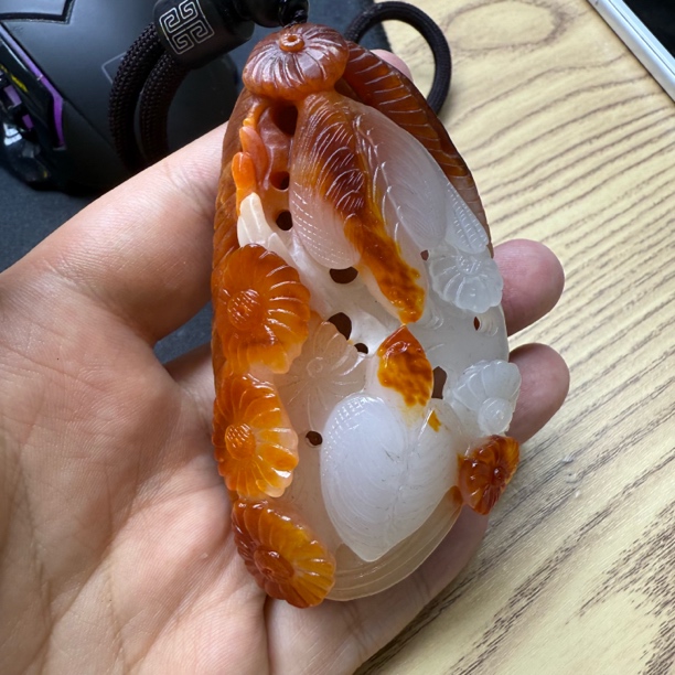 石包沁色喜上眉梢手把把玩件