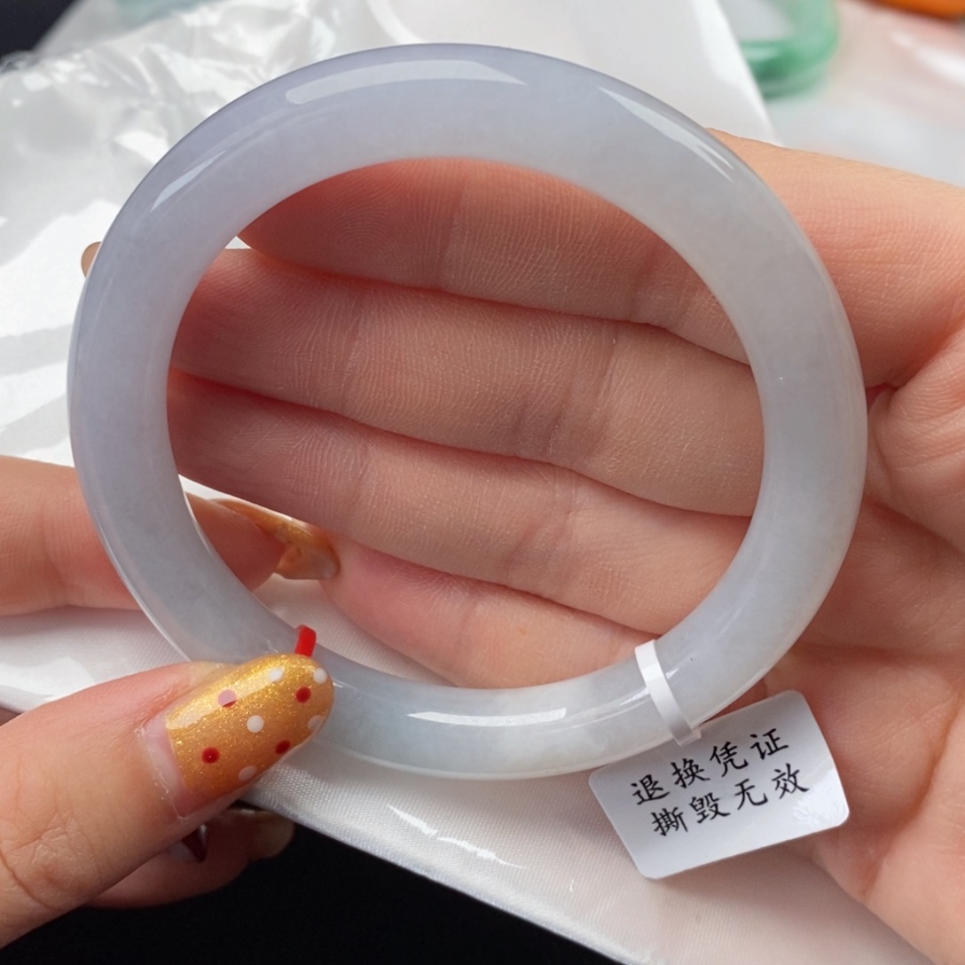 翡翠手镯未镶嵌59圆条