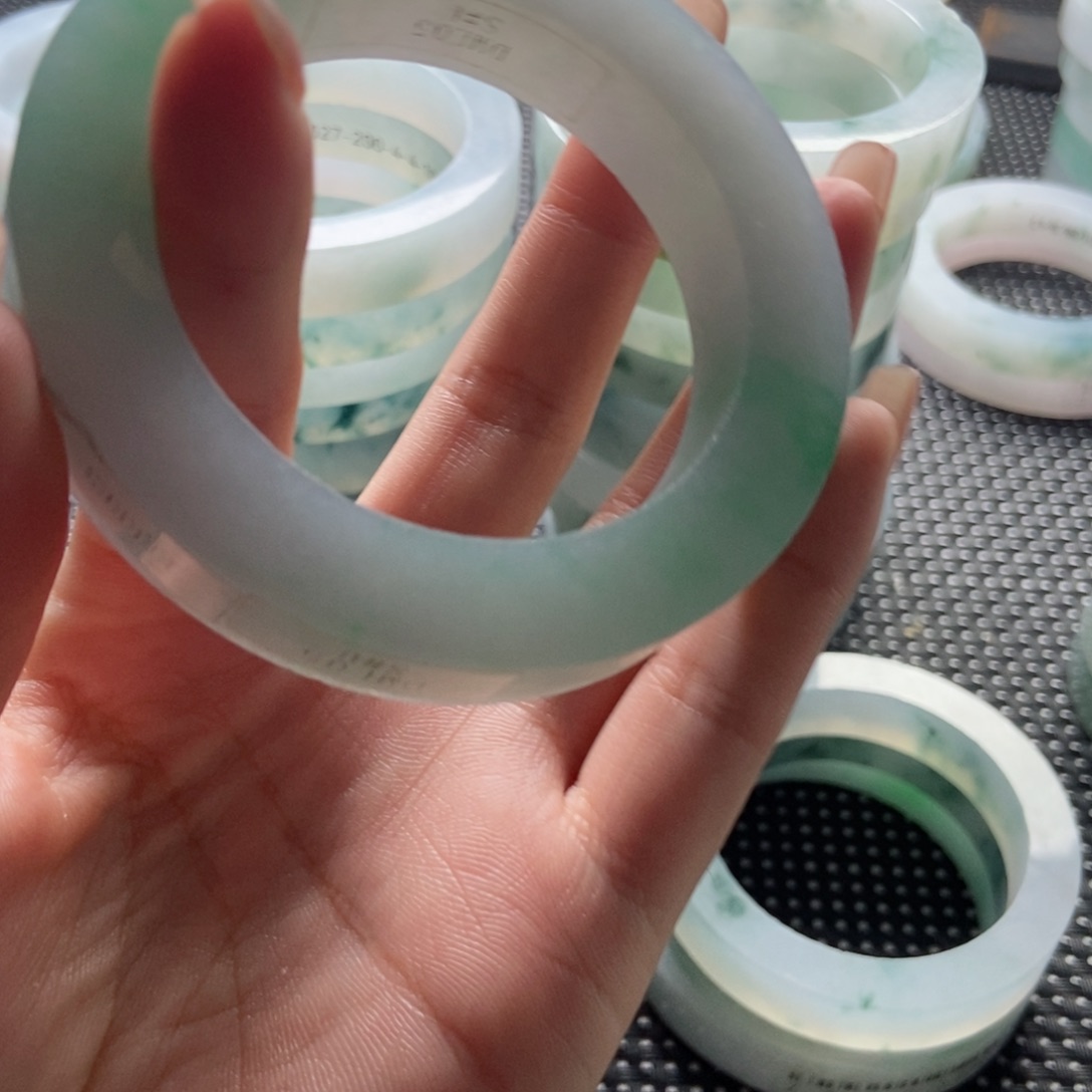 定制翡翠A未镶嵌孙****耙