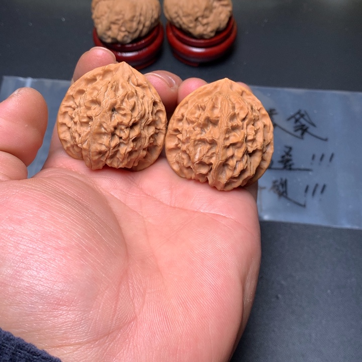 文玩核桃把件41苹果50