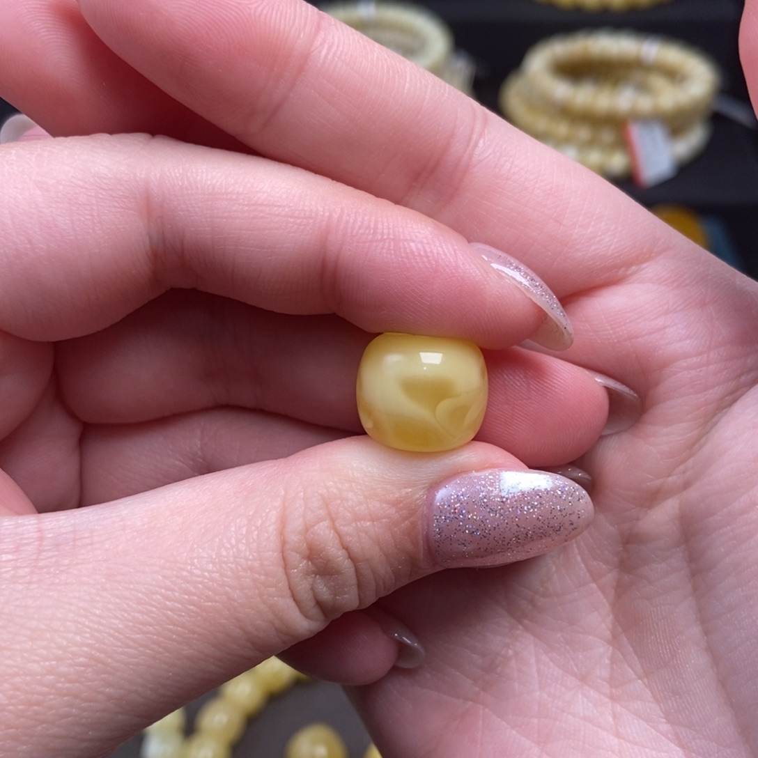 蜜蜡未镶嵌珠宝奇石卡13.6