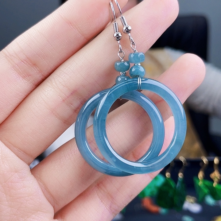 翡翠耳饰未镶嵌饰品