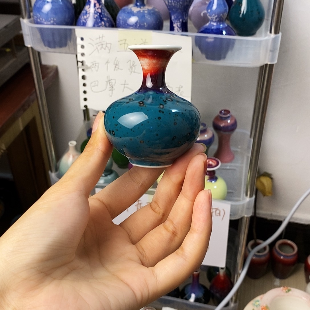 摆件巴掌大不插花景德镇高温陶瓷小花器