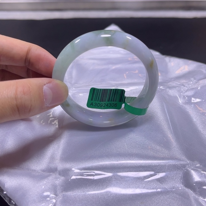 翡翠手镯未镶嵌天然A货翡翠缅料手镯多样性发货团购发一件