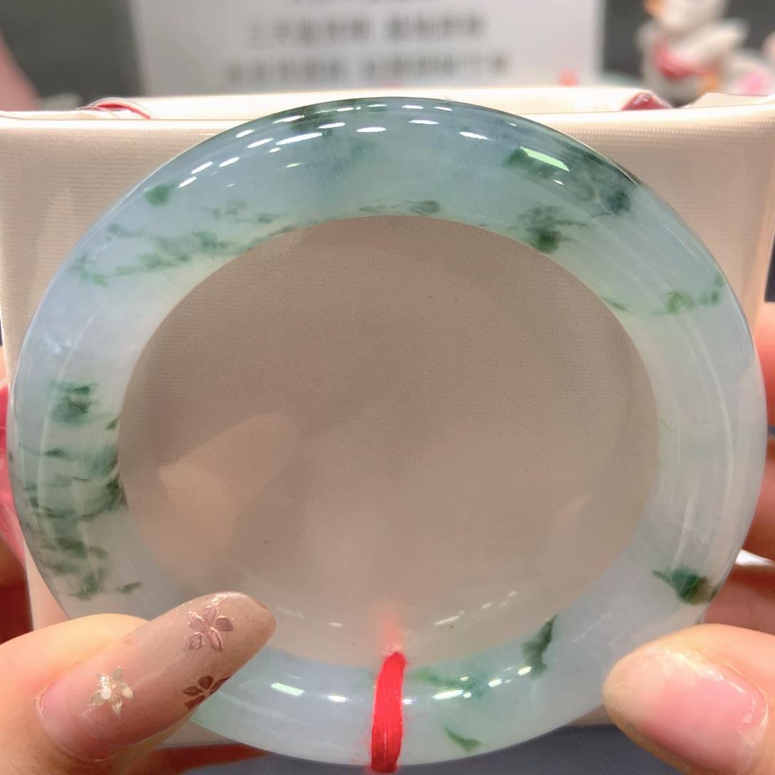 翡翠未镶嵌手镯55圆