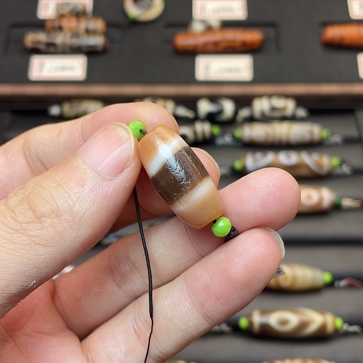 未镶嵌玛瑙/玉髓珠宝半成品