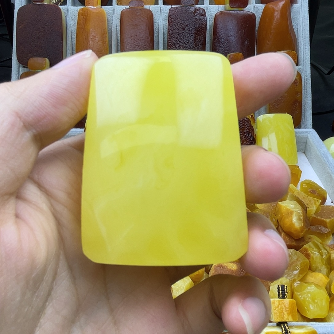 定制蜜蜡未镶嵌牌子
