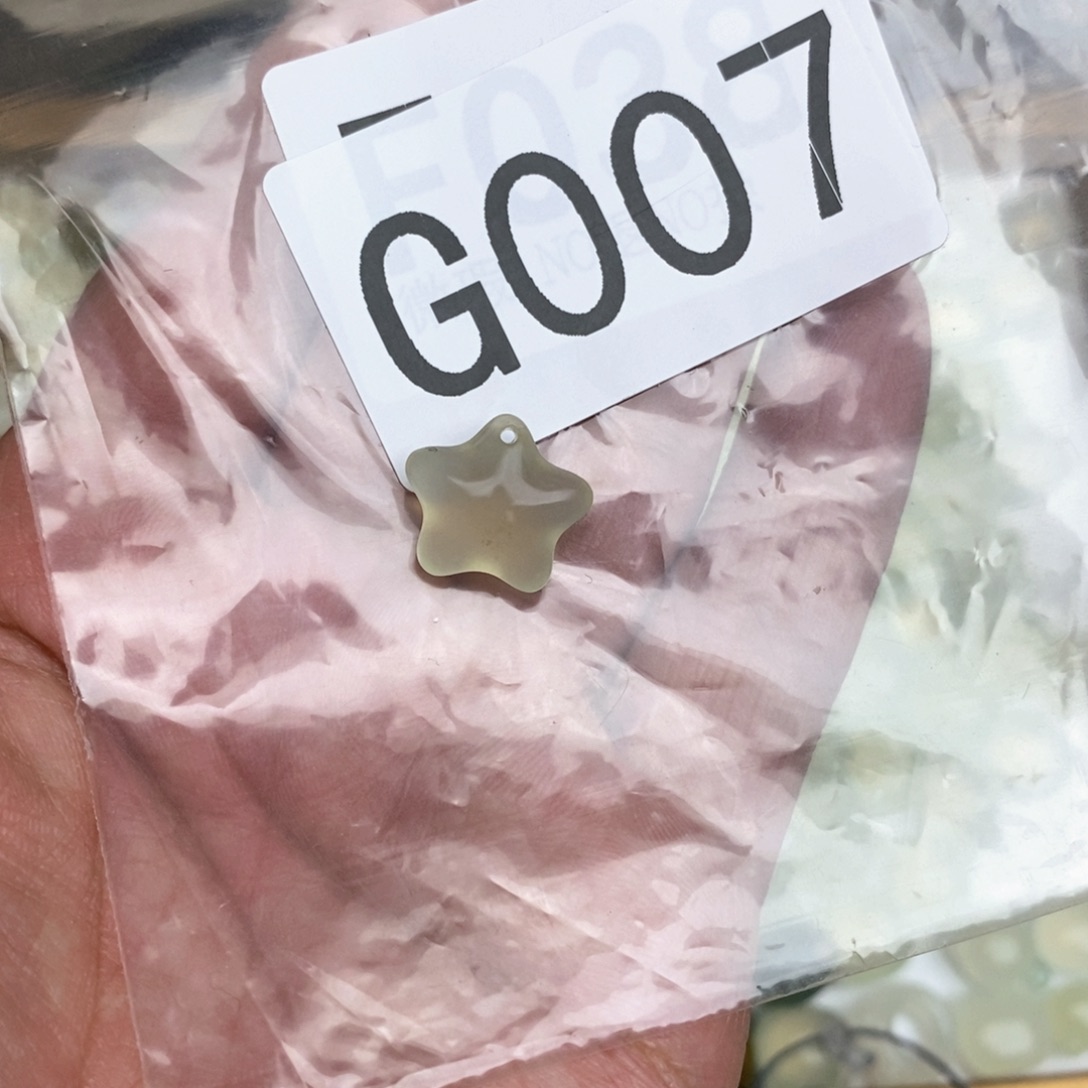 岫玉纯天然岫玉假一赔十默认微瑕未镶嵌