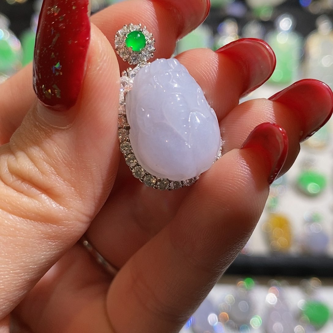 翡翠颈饰银S925镶嵌天然翡翠