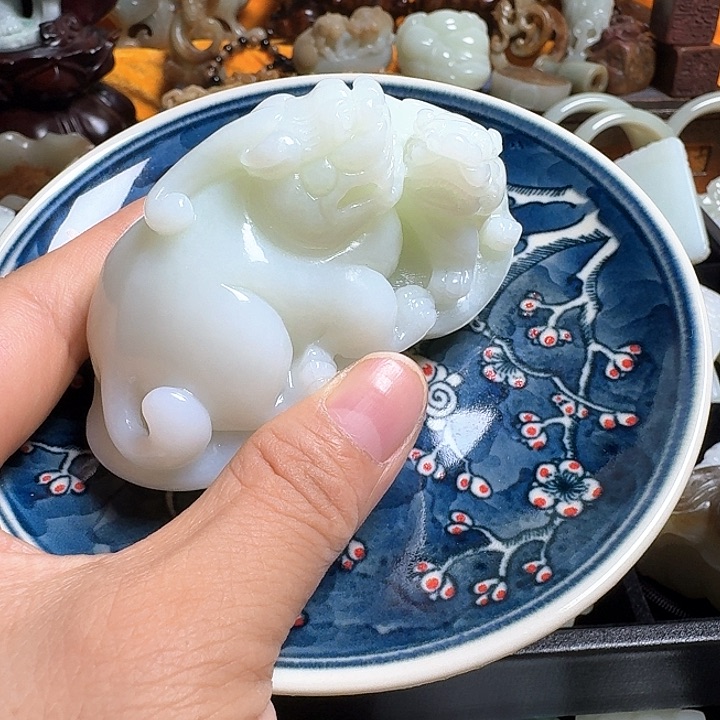 瓷片日*新号开播瓷盘一件