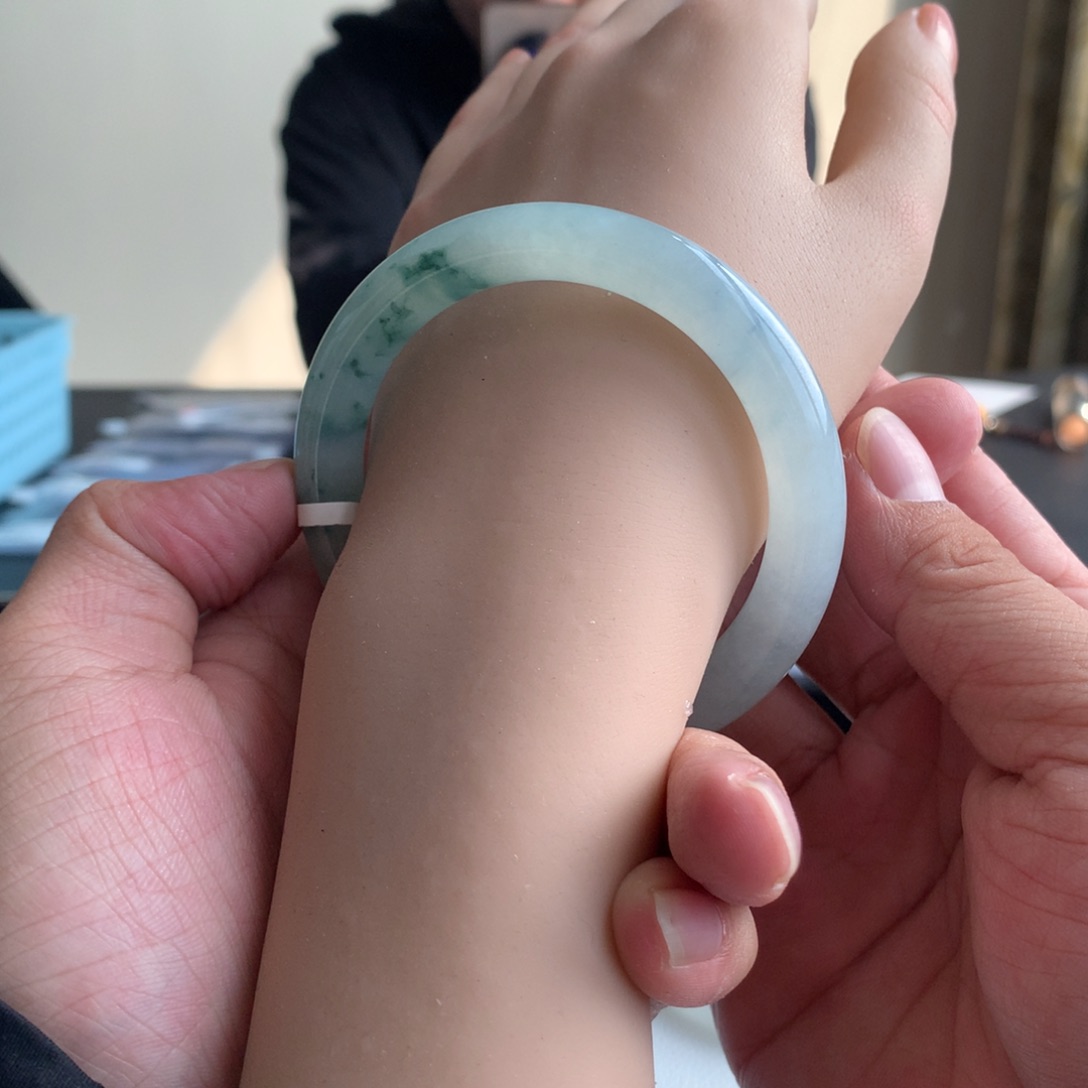未镶嵌手镯翡翠8号 56 有点内裂