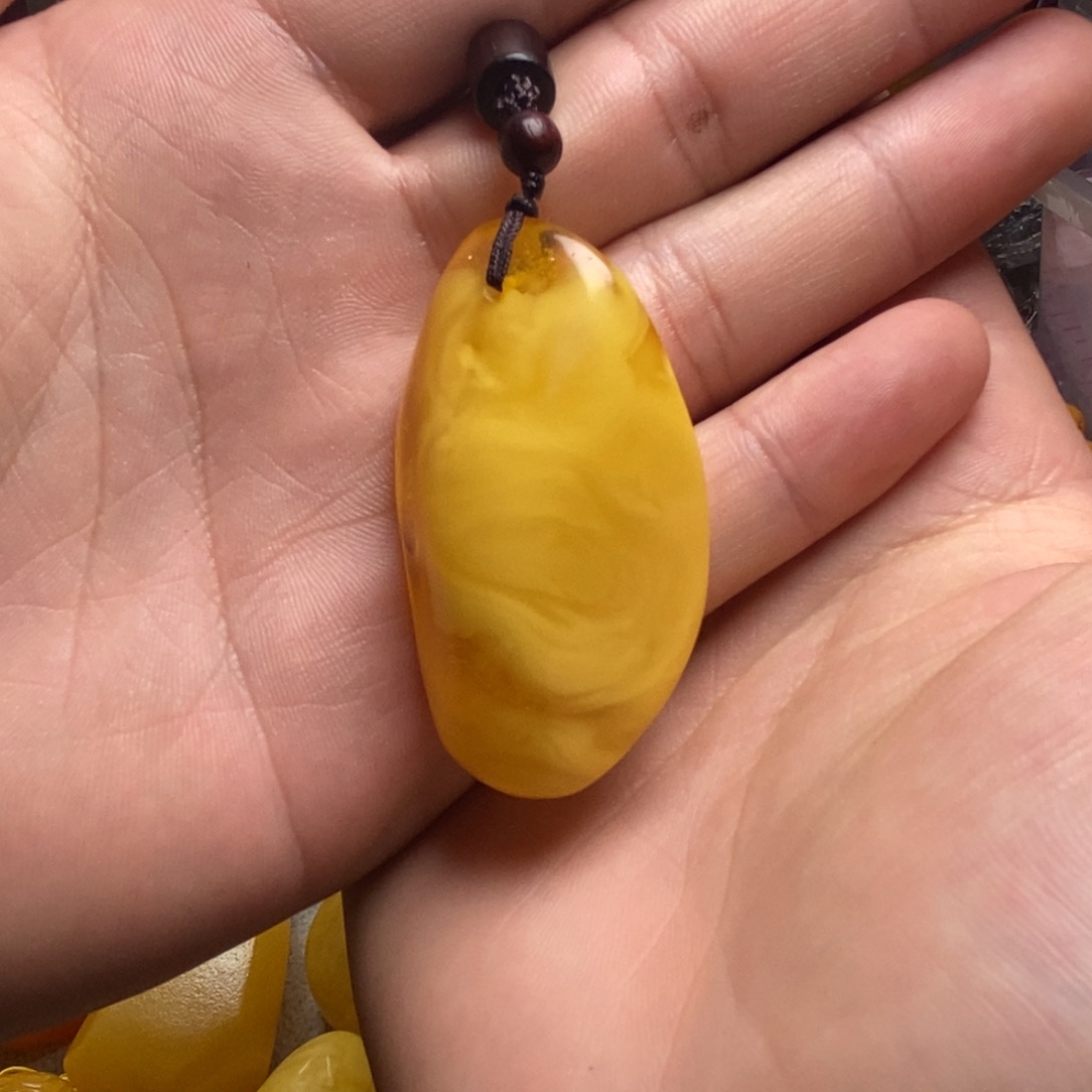 琥珀未镶嵌裸石蜜蜡