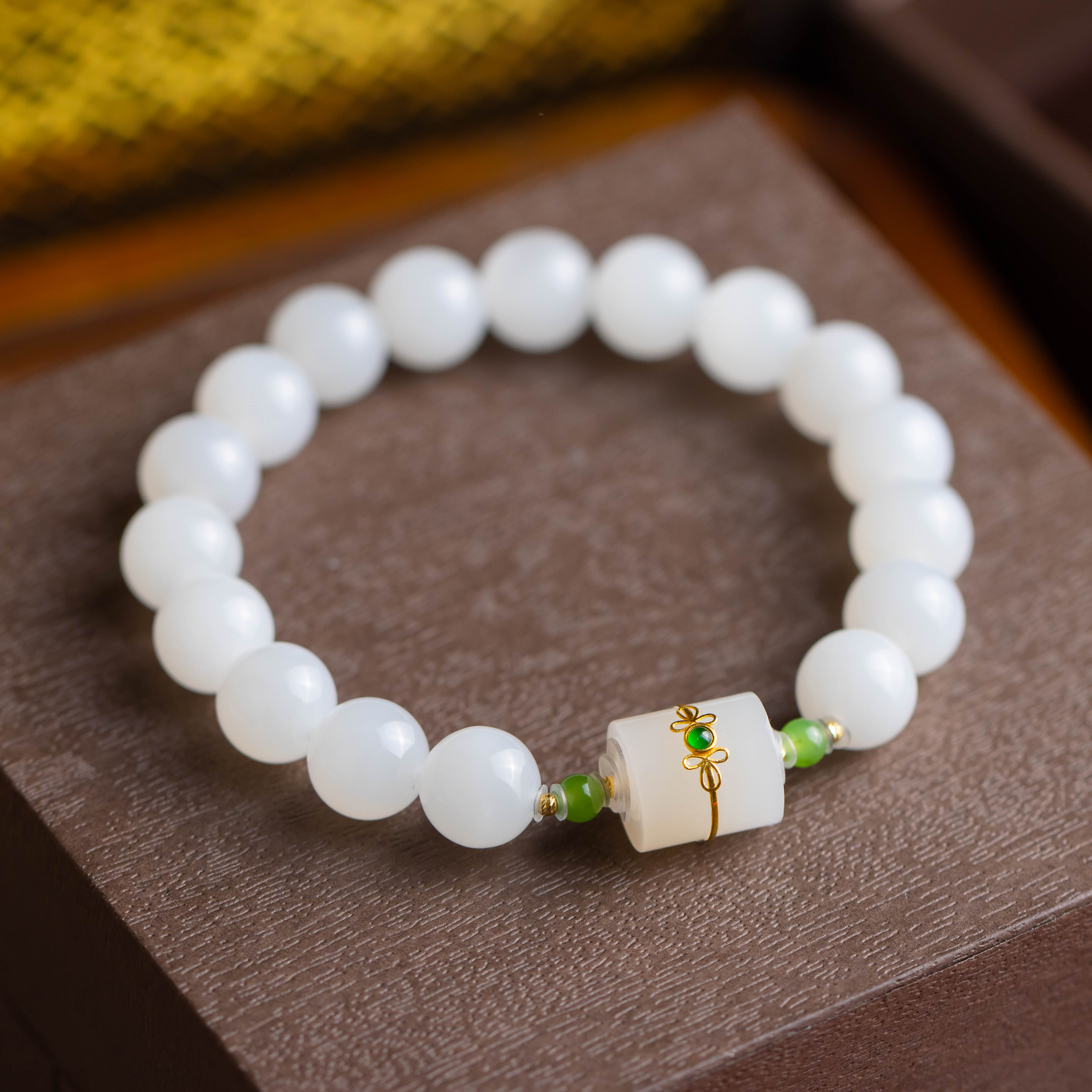 和田玉圆珠18K金单圈手串