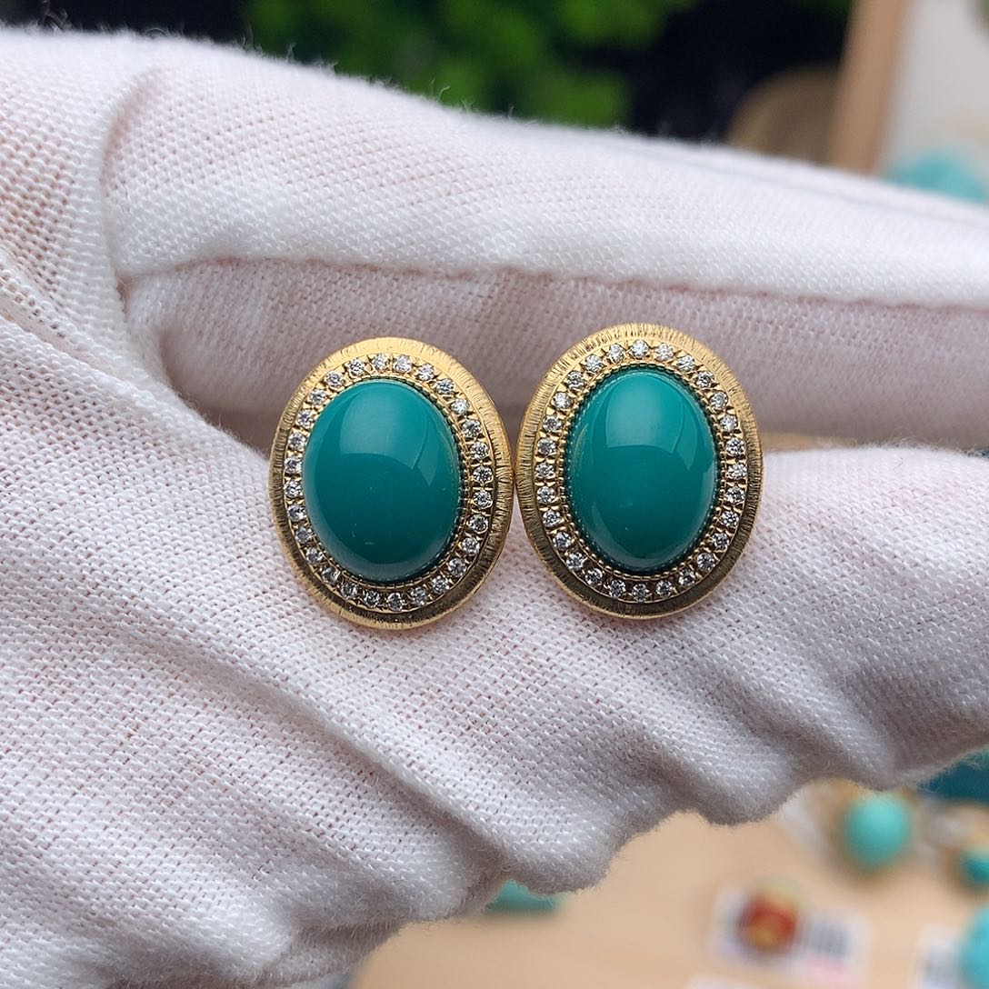 绿松石珠宝奇石18K金镶嵌