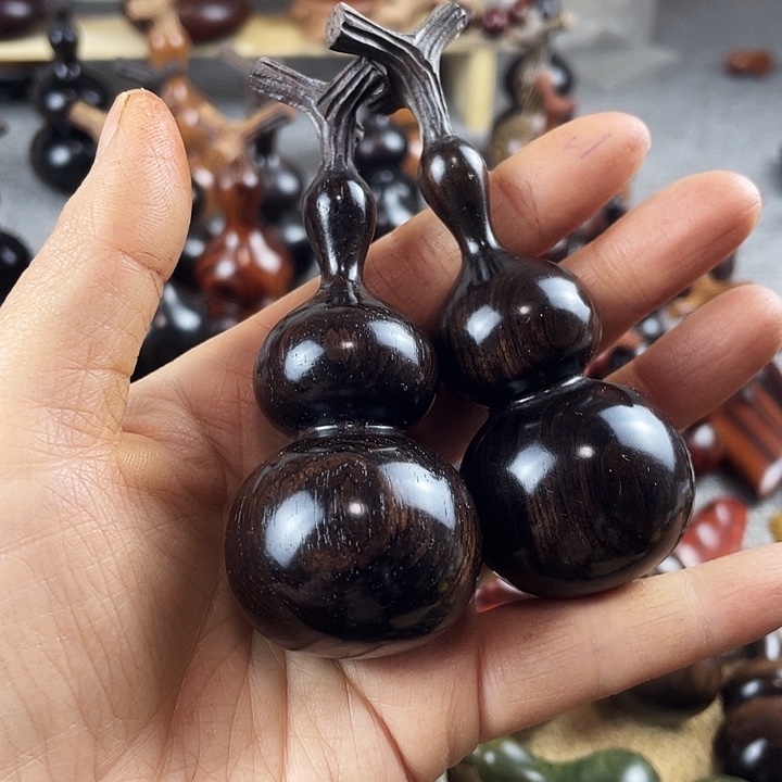 ⌓***⌓大叶紫檀（黑酸枝木类）