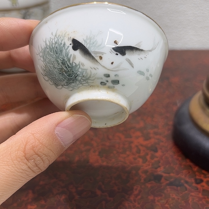 手***芦瓷片精美的陶瓷摆件……