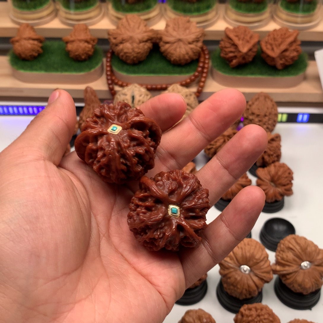 【闪购商品】吊坠文玩核桃龙****居隐隐约约