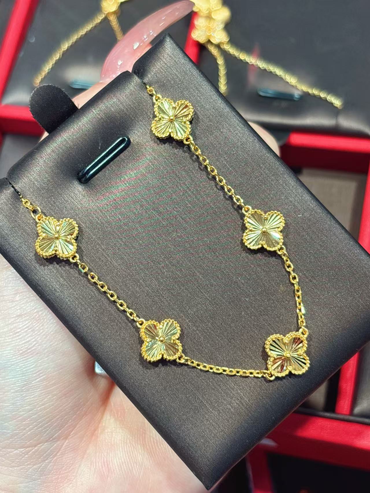 【巧玲珠宝】足金999 潮流轻奢五花四叶草饰品 经典时尚百搭