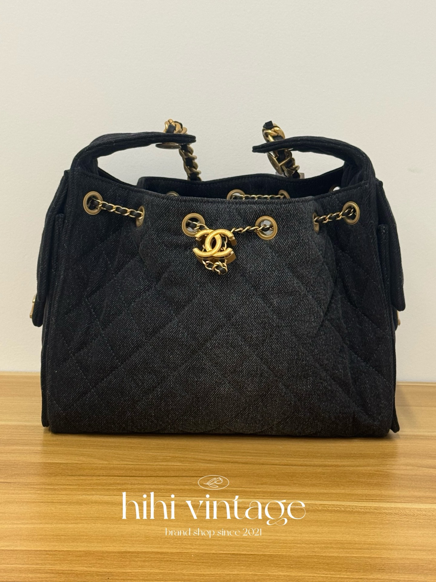 未使用 Chanel/香奈儿 25S黑色牛仔小号双口袋抽绳25bag/14185798