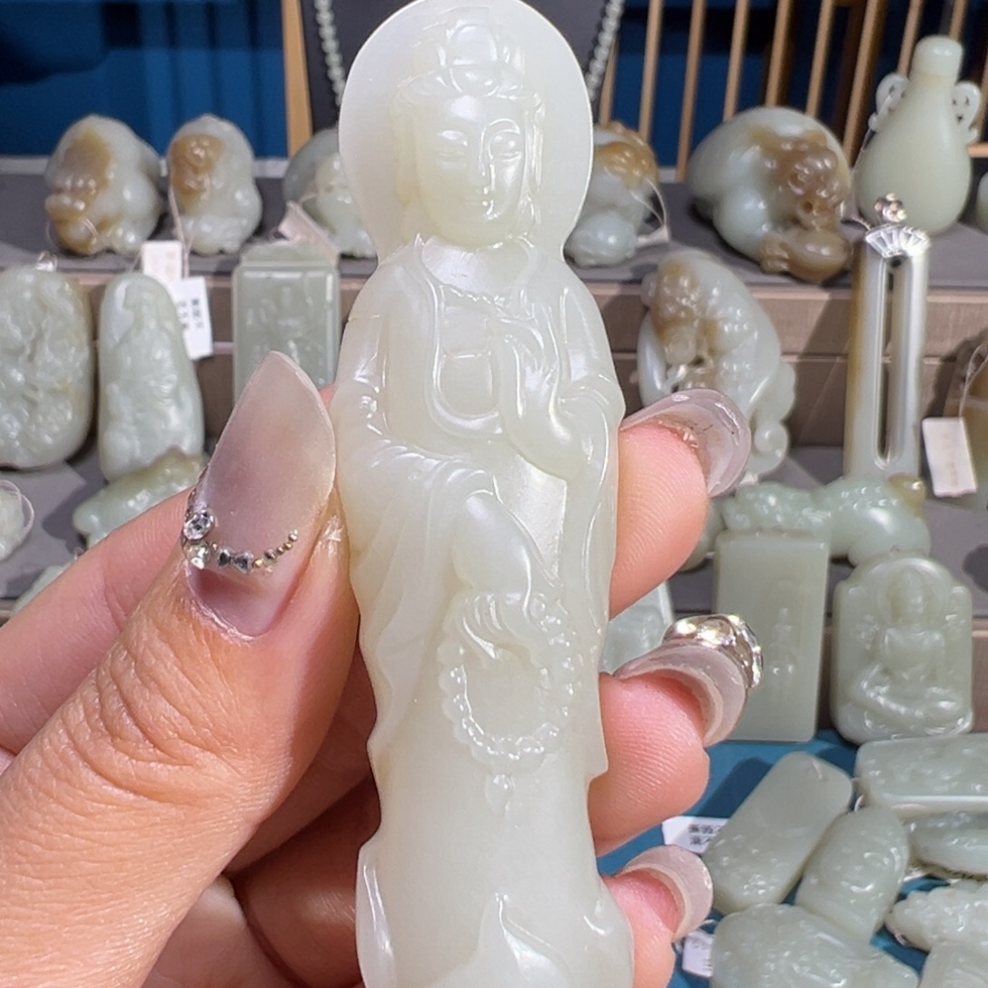 和田玉（糖玉）未镶嵌颈饰