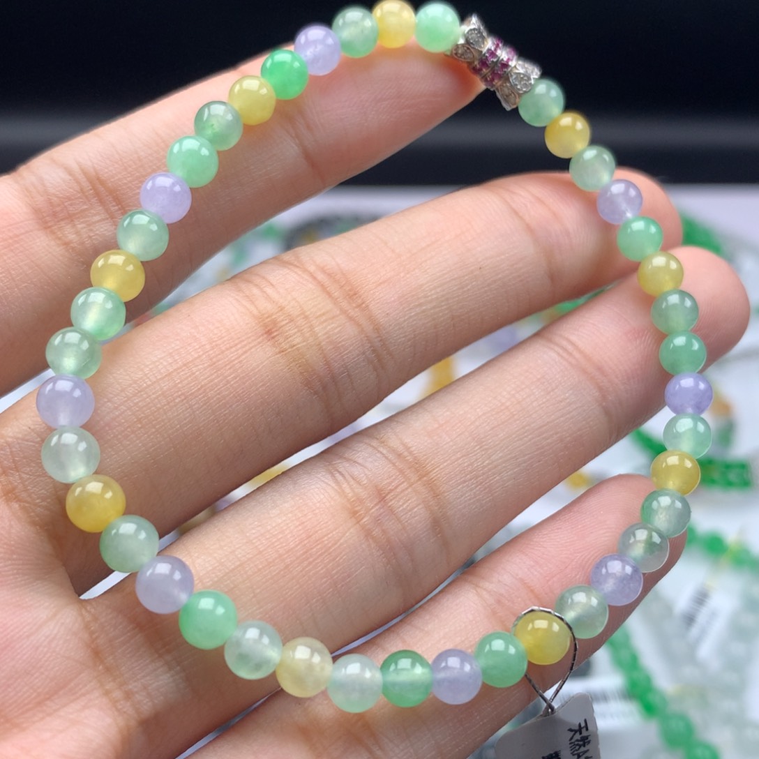 翡翠手链未镶嵌卡