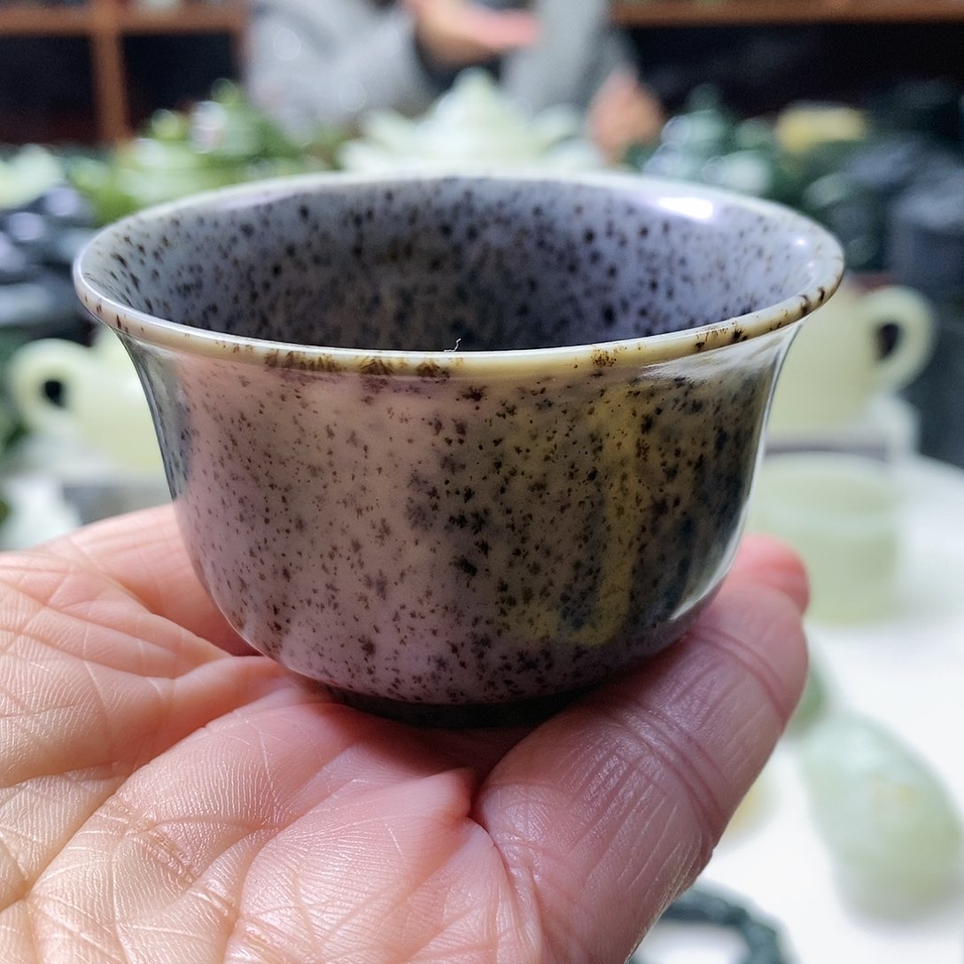 和田玉茶杯未镶嵌