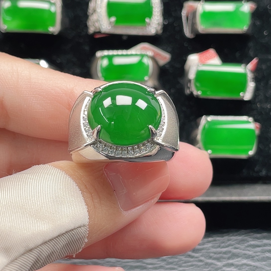 翡翠银S925镶嵌戒指天然A货翡翠没运费险