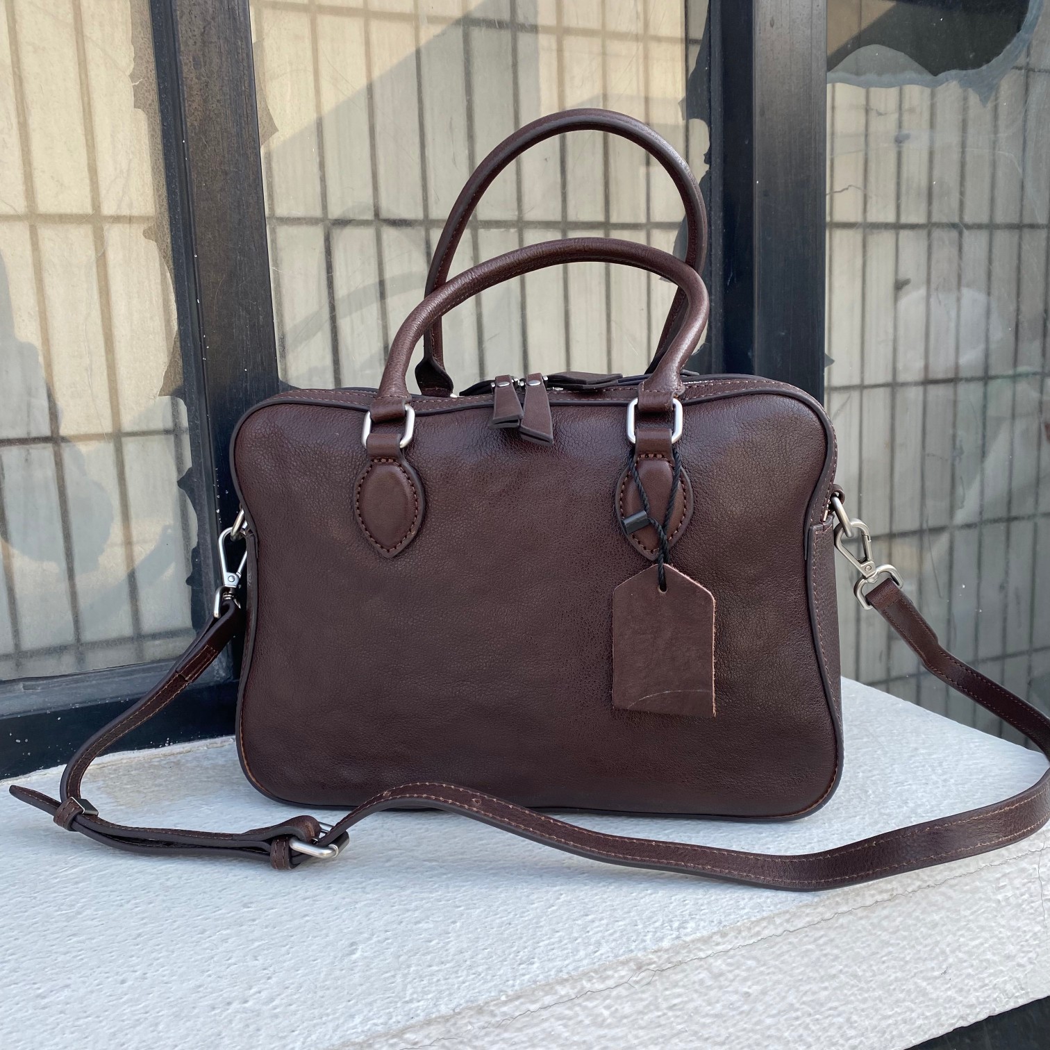 【包尚时代】330052真皮女士单肩斜跨包时尚休闲百搭黑色棕色潮流包