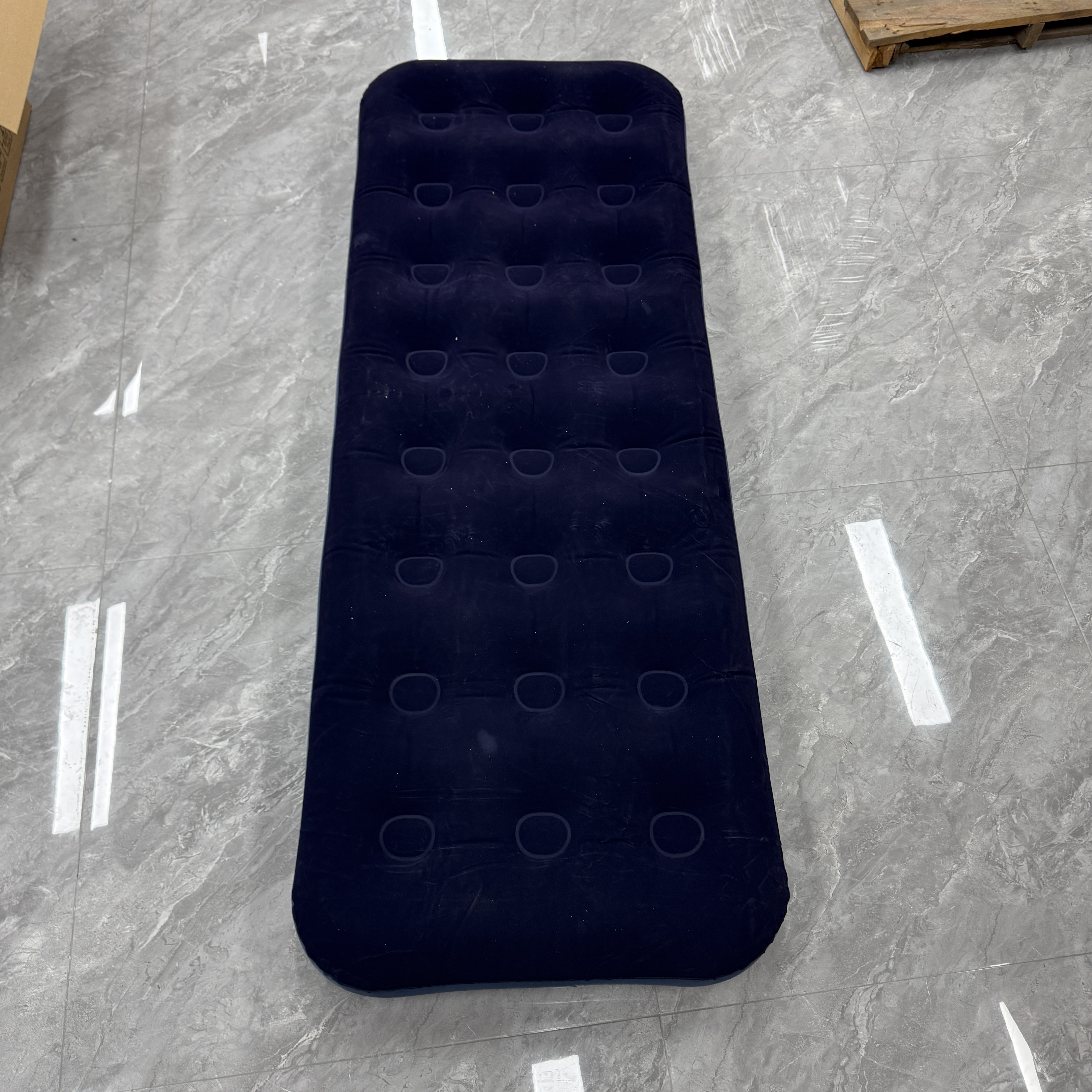 新双随机颜色家用单人休息充气床垫