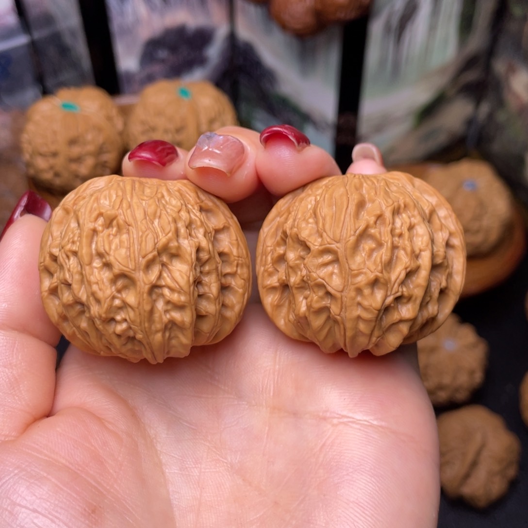 文玩核桃把件40山地磨