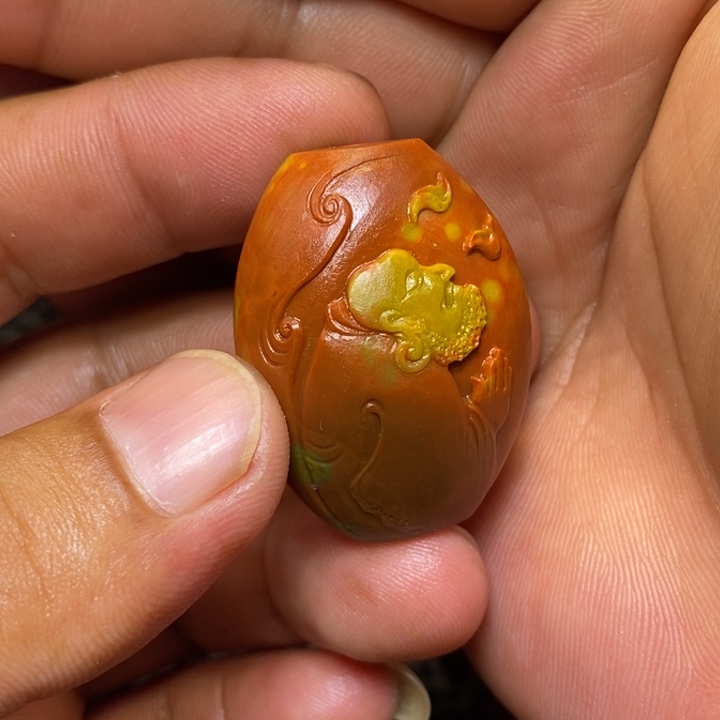 未镶嵌战国红挂坠玛瑙/玉髓刘*团