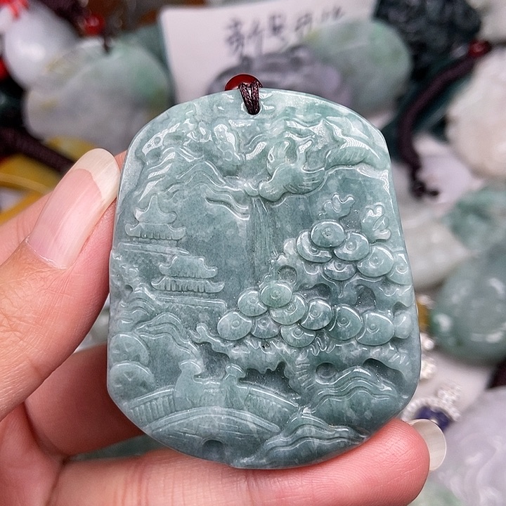 颈饰未镶嵌翡翠翡翠