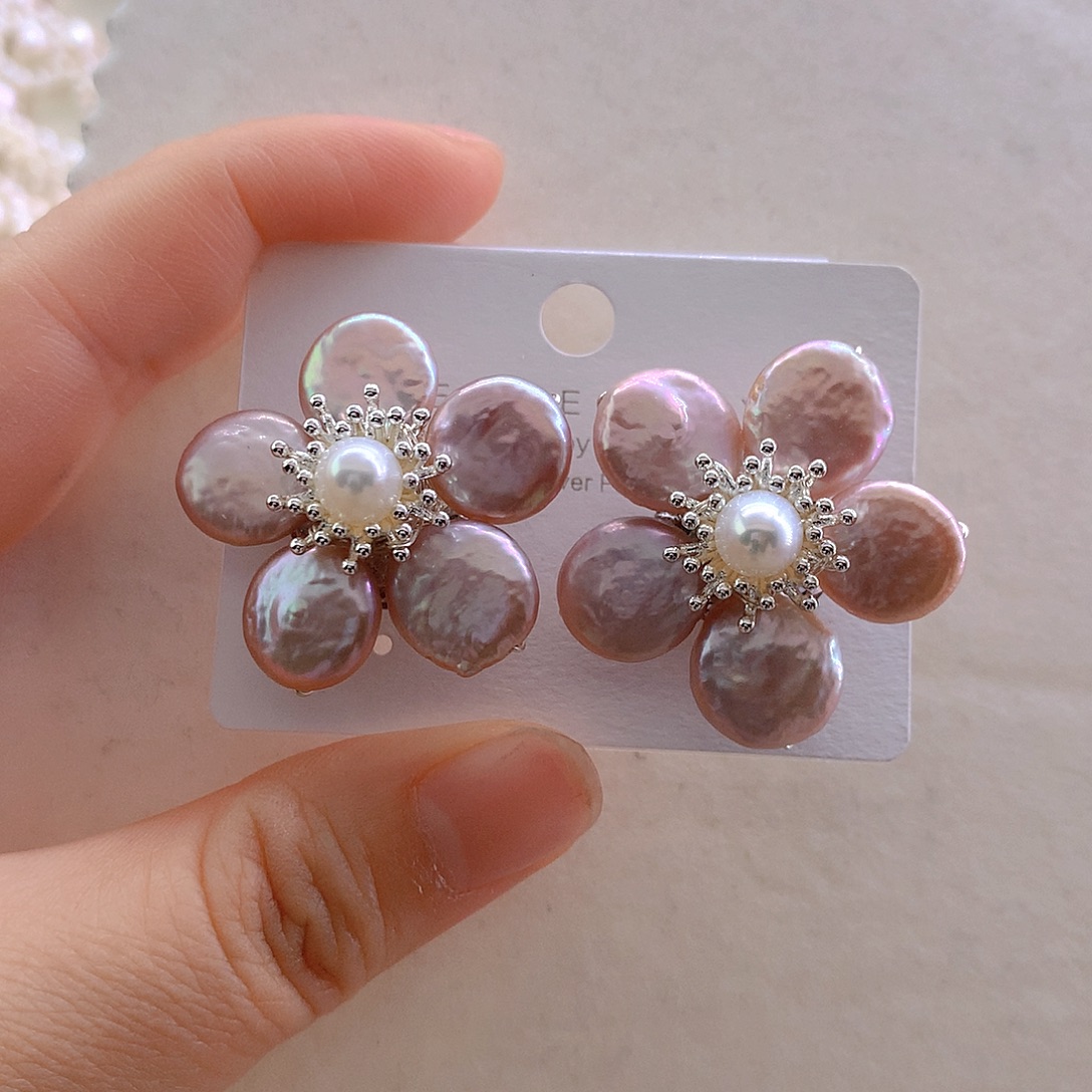 淡水珍珠耳环未镶嵌