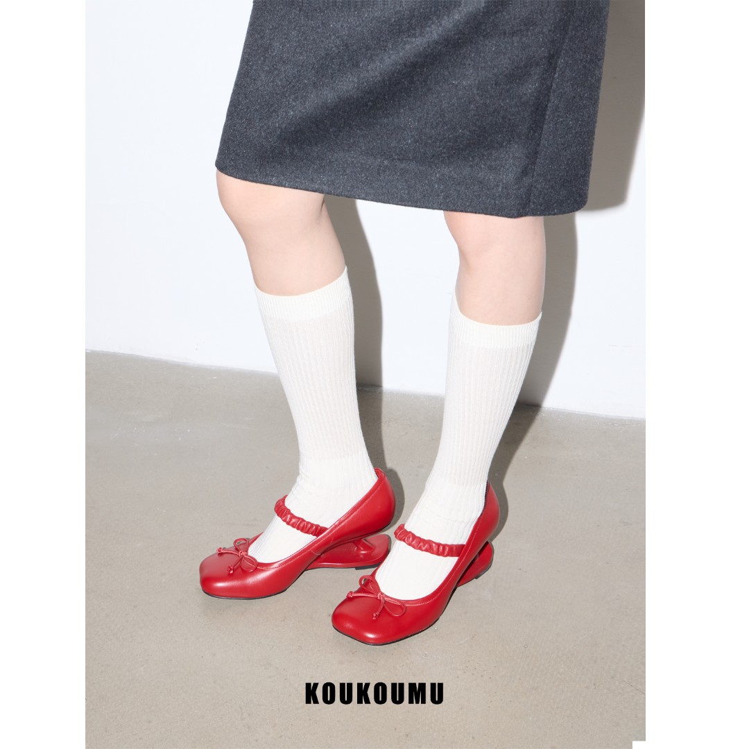 KOUKOUMU 复古圣诞红色高跟蝴蝶结一字带异形跟玛丽珍