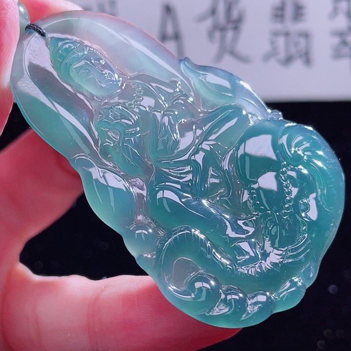 翡翠颈饰未镶嵌99999999